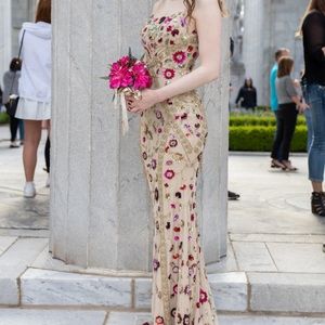 Sherri Hill gold champagne nude prom dress